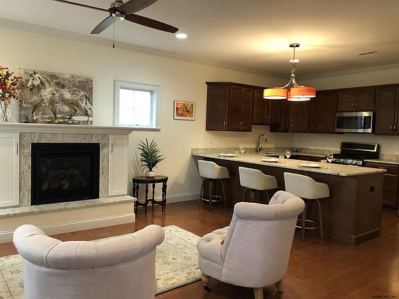 3rd image of 318 Ballston Ave #F