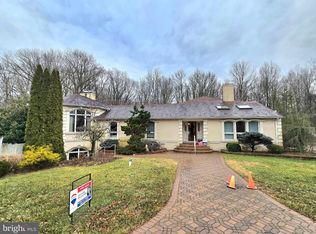 14 Carol Dr, Pine Hill, NJ 08021