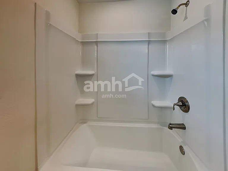 4540 Reisswood Loop — Photo 17
