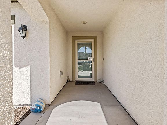 4th image of 1646 N Arroyo Court