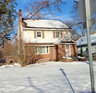 122 Elm St, North Syracuse, NY, 13212