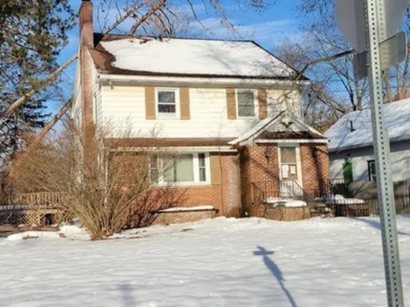 122 Elm St, North Syracuse, NY 13212
