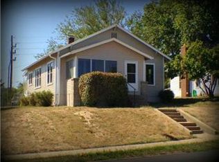 837 Spruce St, Leavenworth, KS 66048
