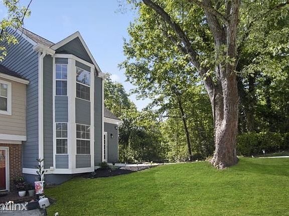 4th image of 5070 Laurel Glen Ct SE
