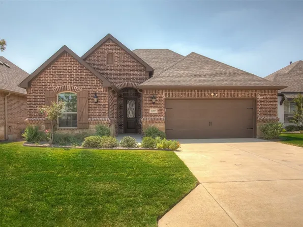 6005 Carmona Trl, Fort Worth, TX 76132