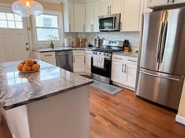 7907 Subet Rd, Windsor Mill, MD 21244