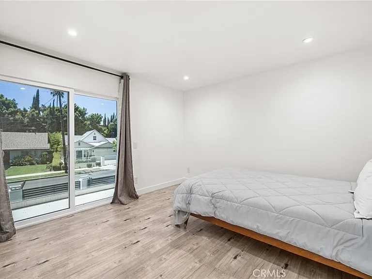 4630 Cedros Ave — Photo 26