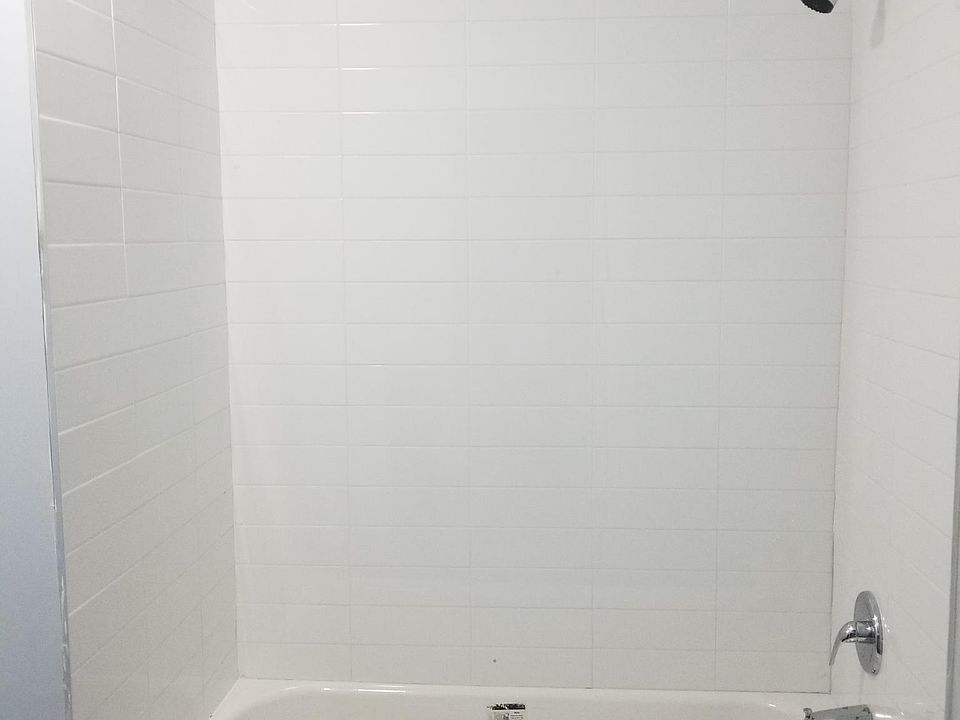 1st image of 474 Lincoln Pl #2L