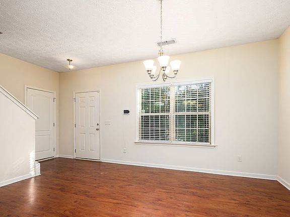 4th image of 78 Willow Trace Dr