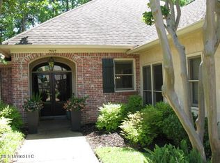 787 Versailles Dr, Ridgeland, MS 39157