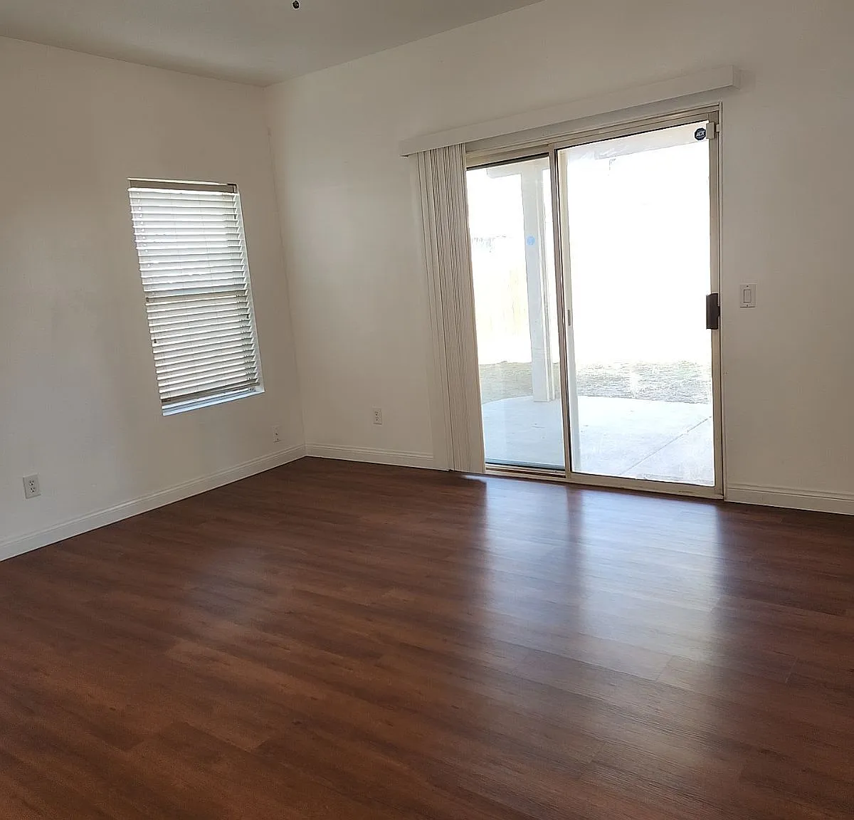 5 bed, 1535 sqft, $3,000 — Photo 3