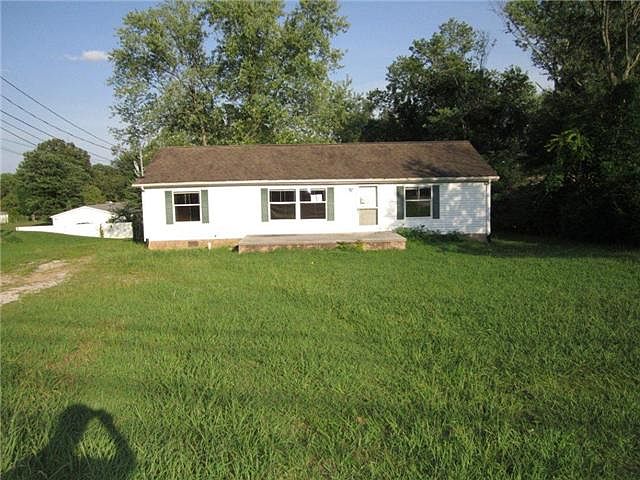 1st image of 720 Metler Dr