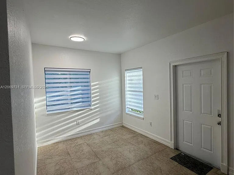 22727 SW 125th Ave #B — Photo 2