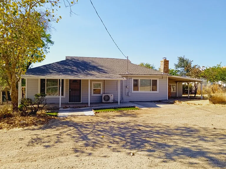 14480 Robinson Ave — Photo 1