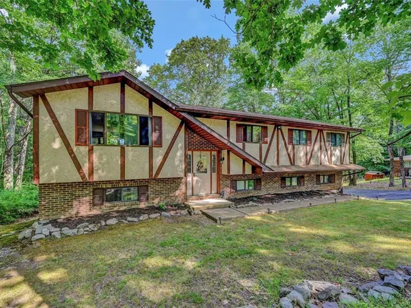 317 Remington Rd, East Stroudsburg, PA 18301