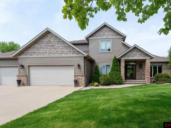 1002 Timberidge Trl, Eagle Lake, MN 56024