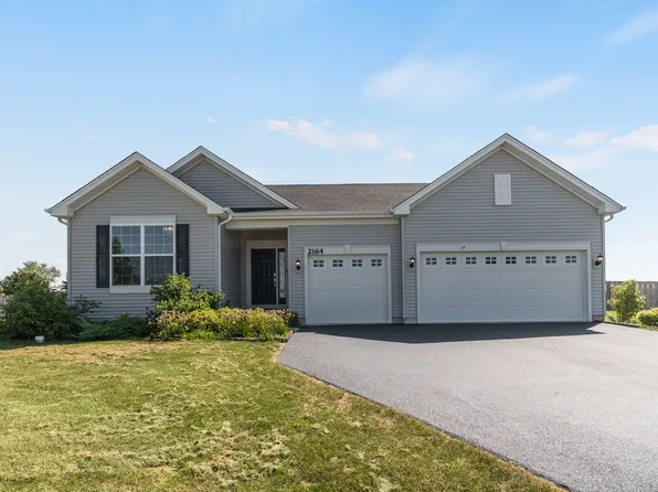 2164 Tremont Ave, Yorkville, IL 60560