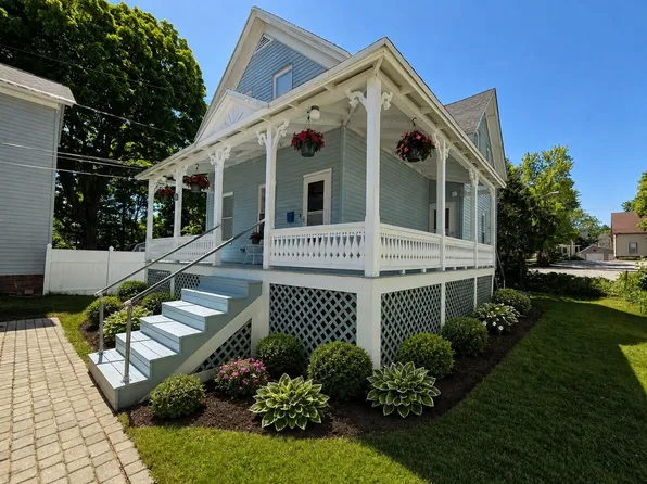 5 1/2 Lyndon Street, Concord, NH 03301