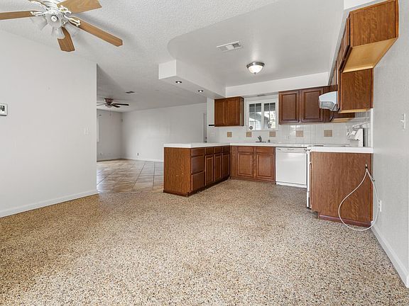 5th image of 6585 E Murphy Ave