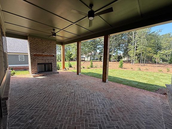 4th image of 203 Eagles Way