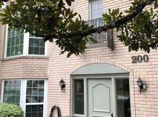 200 Ruelle Ln, San Antonio, TX 78209