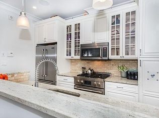 9 M St #4, South Boston, MA 02127