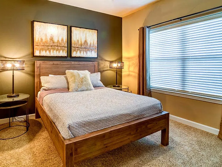 The Retreat Apartment Homes — Photo 4