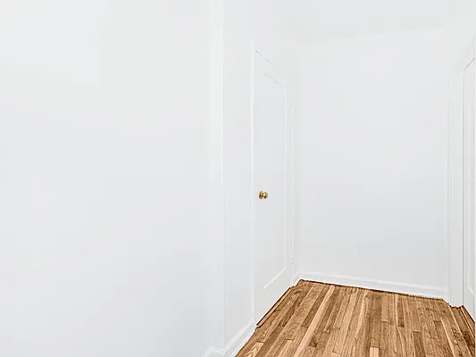 Rented by Douglas Elliman | media 8