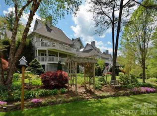 38 Highland Pointe Dr, Weaverville, NC 28787
