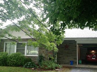 203 N Locust St, Lititz, PA 17543