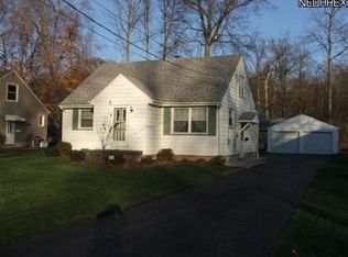 385 Parish Ave, Hubbard, OH 44425