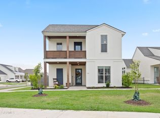 101 Oak Village Dr, Scott, LA 70583