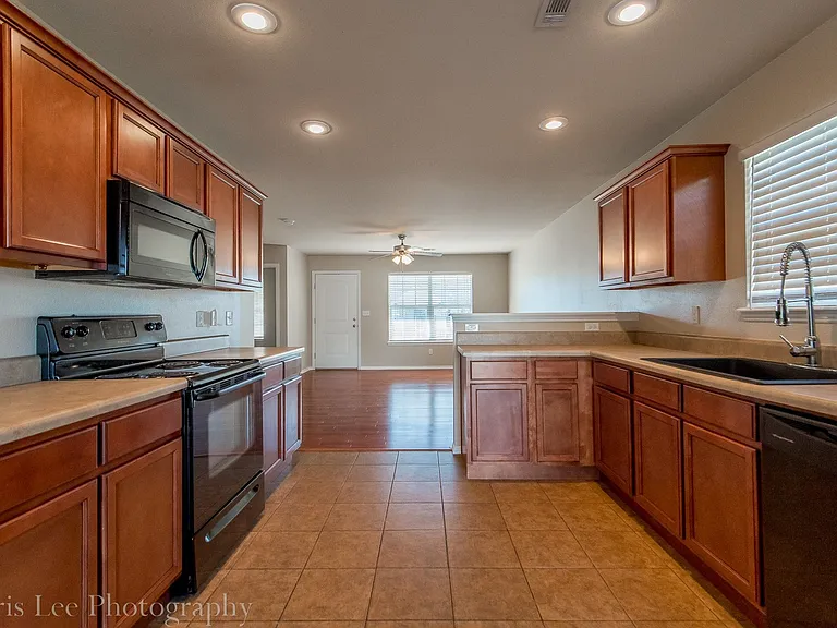 4418 W Sweetgum Ln — Photo 7