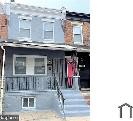 1930 S Beechwood St — Photo 2