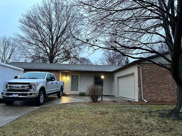 2507 Lindsay Rd, Springfield, IL 62704