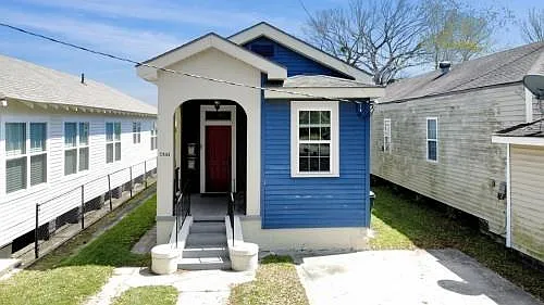 457 Sala Ave — Photo 1