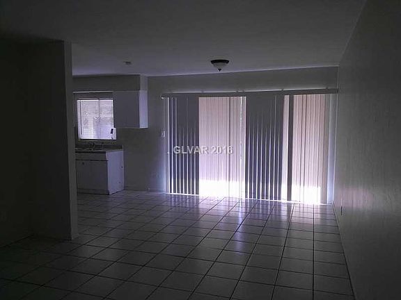 3rd image of 1912 Bracken Ave #0