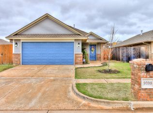 9308 Tara Plantation Dr, Yukon, OK 73099