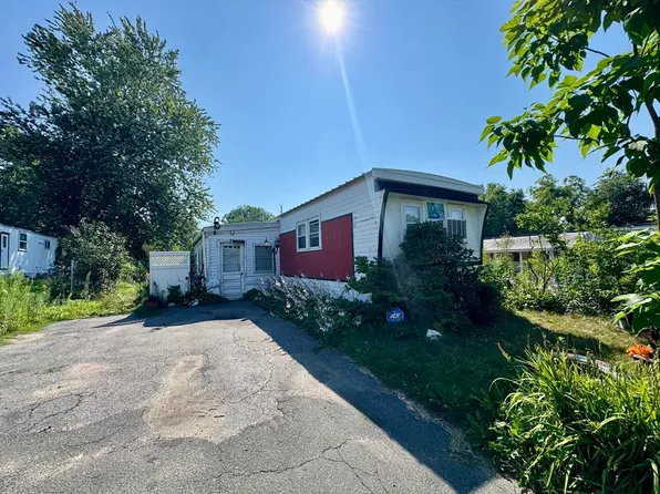 350 West St #41, Ludlow, MA 01056