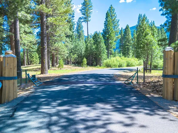 755 Carmichael Rd, Blairsden Graeagle, CA 96103