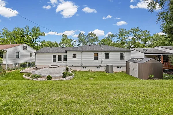 9218 Hallock Dr — Photo 22