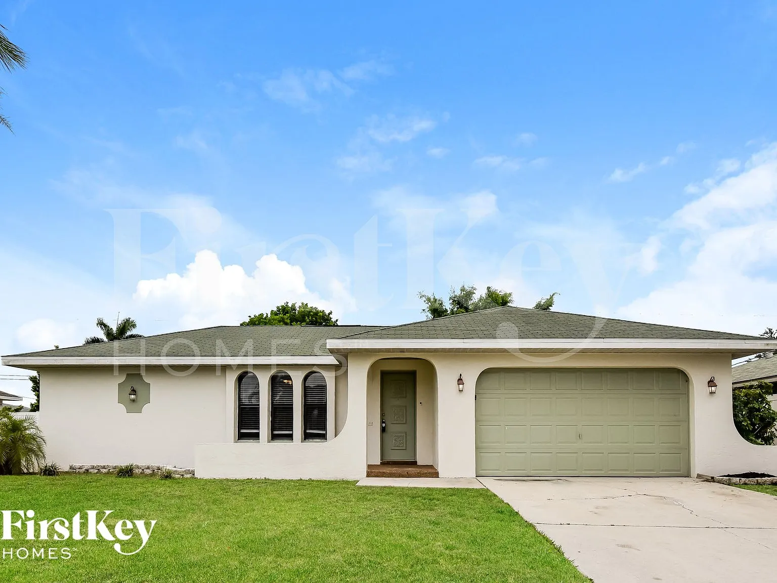 3 bed, 2.0 bath, 1455 sqft, $2,310 — Photo 1