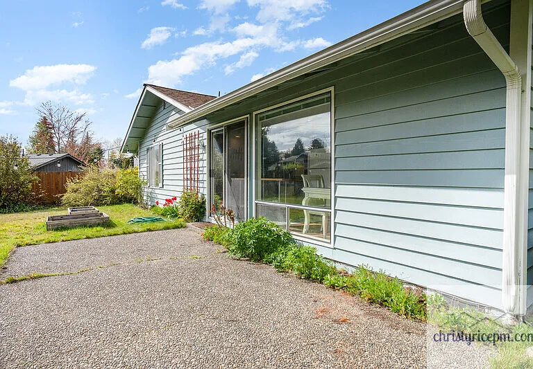 2107 SE 21st Ct — Photo 27