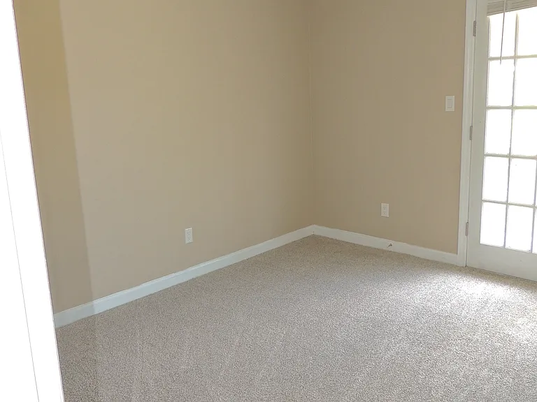 5421 Thompson Cir — Photo 13