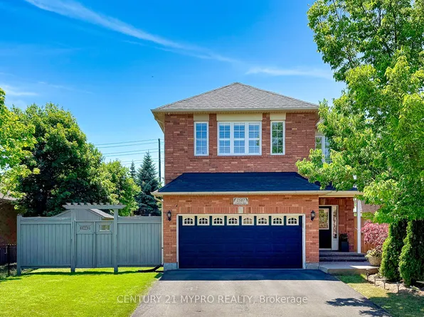 2587 Carberry Way, Oakville, ON L6M 4R8