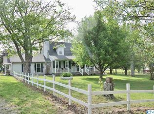 1226 Irby Cir, Union Grove, AL 35175