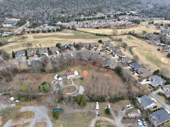 320 W Hills Dr, Chattanooga, TN 37419