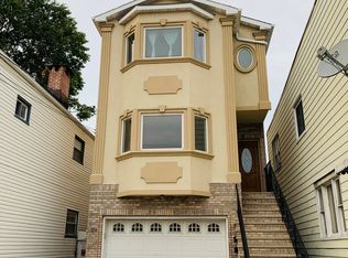 324 Sussex St #2F, Harrison, NJ 07029