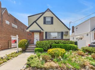 13638 62nd Rd, Flushing, NY 11367