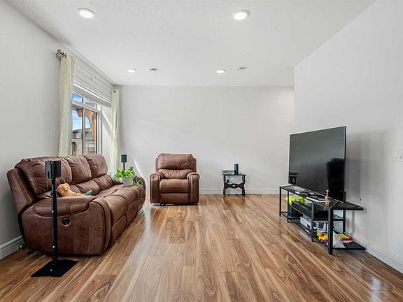 2nd image of 4367 N Seton Dr SE